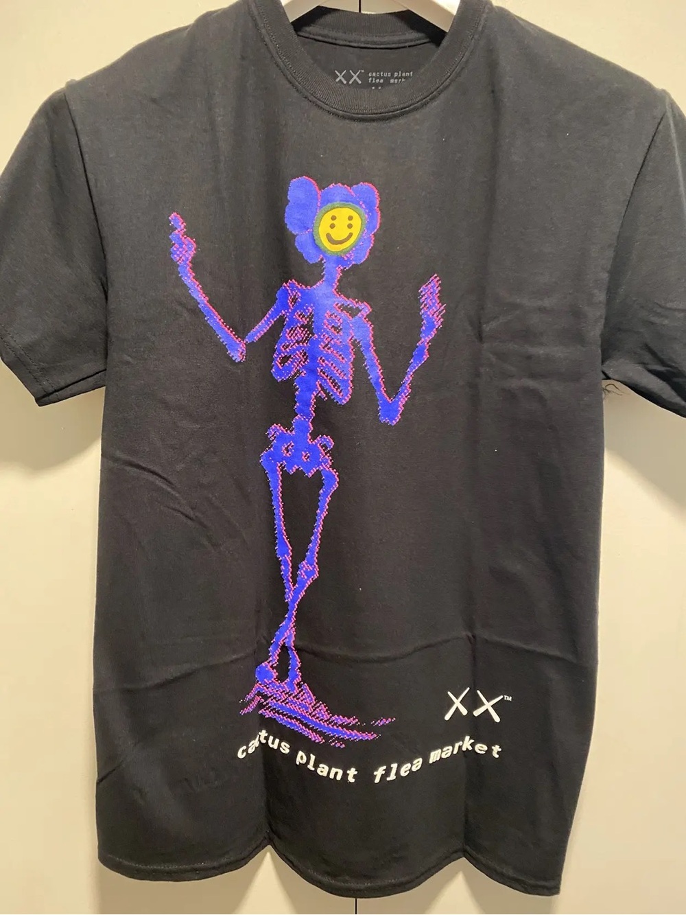 Black KAWS x Cactus Plant Flea Market T-Shirt Size Large